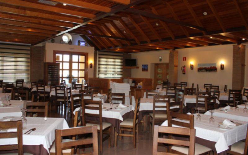 Salón comedor de Restaurante Venta San José en Zafra de Záncara