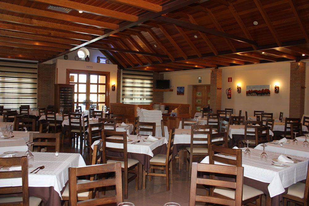 Salón comedor de Restaurante Venta San José en Zafra de Záncara